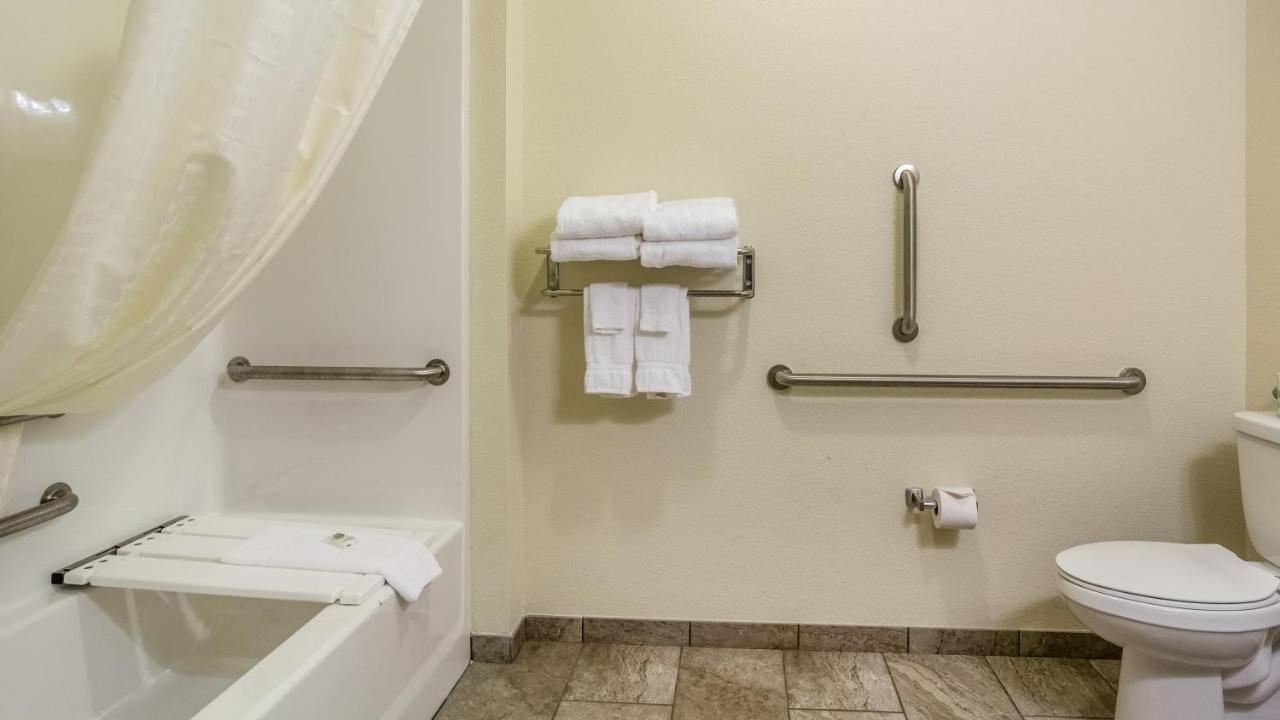 Cobblestone Hotel & Suites - Andrews Zewnętrze zdjęcie